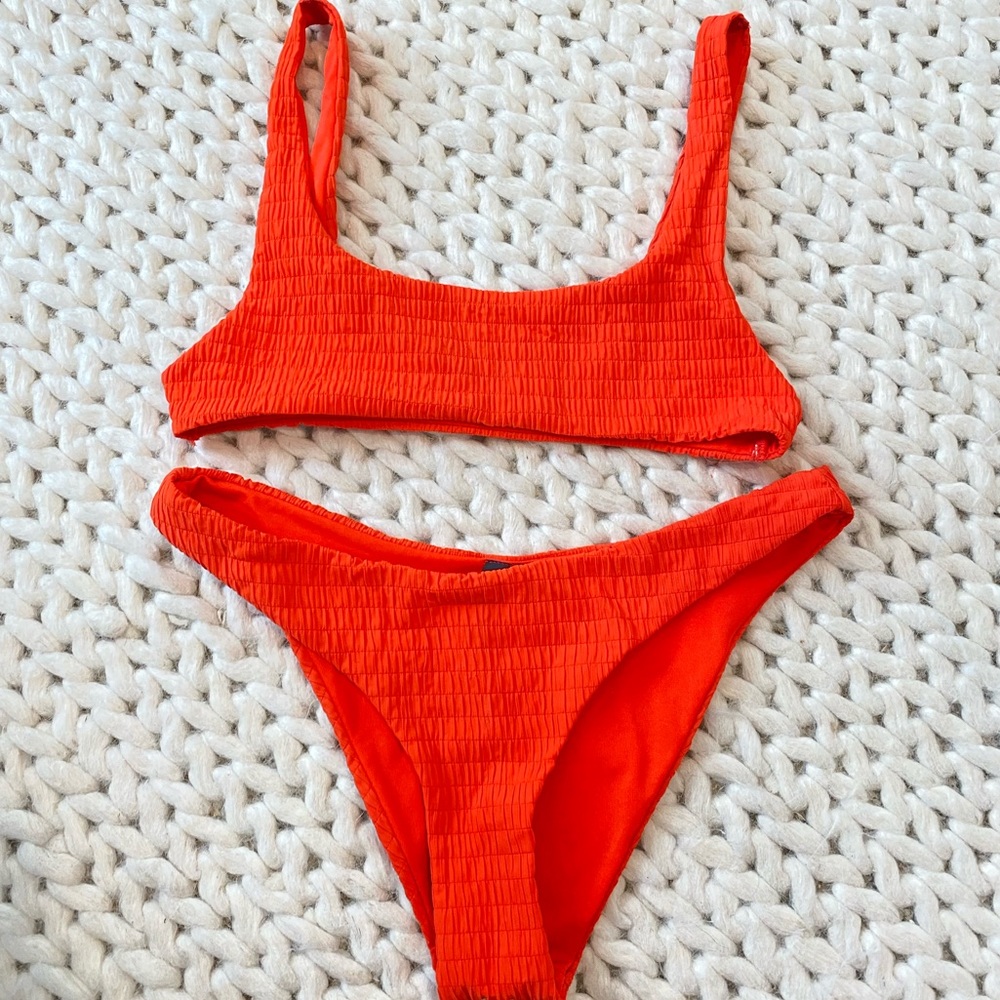 Triangl Bianca Set!
